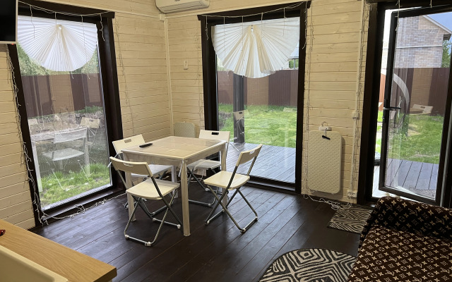 Na Beregu Reki Kamenka Private house