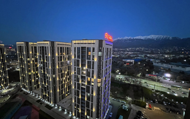 Prostorny Lyuks s Shikarnym Vidom Flat