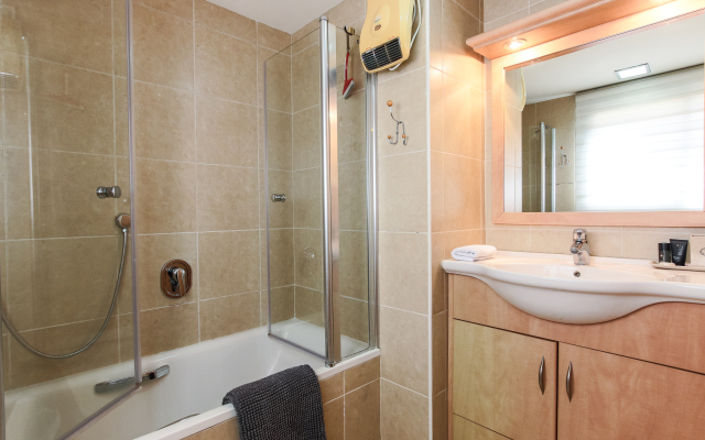 Cosy 1br Near Beach By Feelhome Apartments