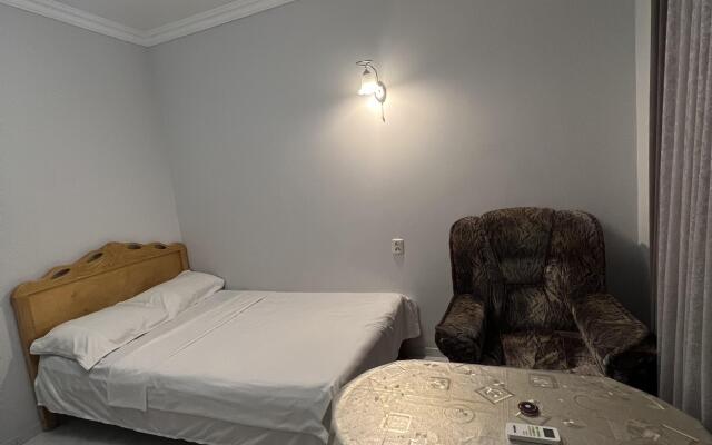 KA-EL Hotel