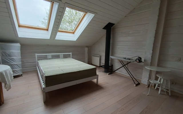 Gostevoy Dom Ilyinskoye 77 Private House