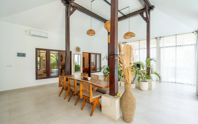 Вилла Spacious 4BR Mila Mou with rooftop