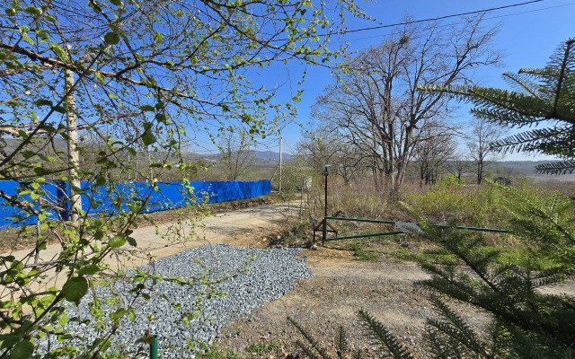 Private house Dom S Basseynom U Morya