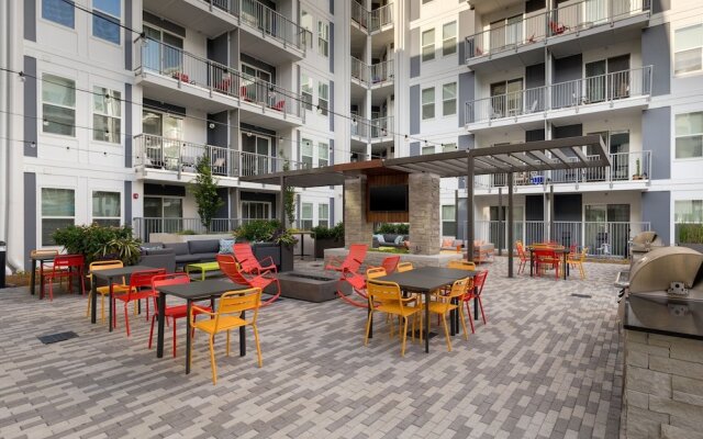 Spectacular Apartments by BCA Furnished, Apartments