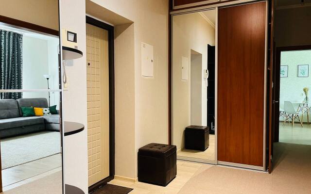 Квартира Просторная Озеро Харовое рядом с центром Казани