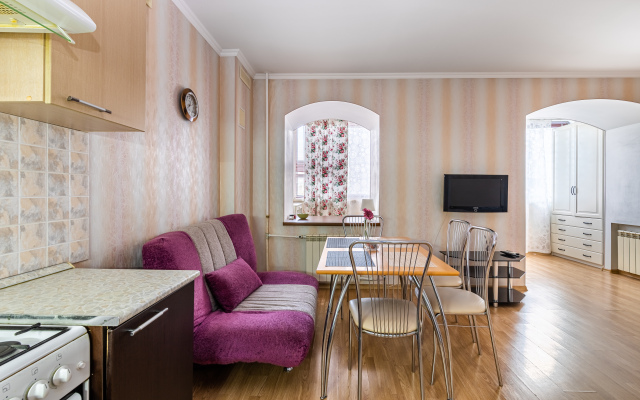 Na Zaslonova 17 Flat