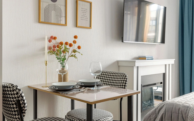 Апартаменты зеркальные в доме с бассейном в Сестрорецке