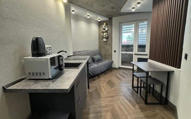 Квартира на Конституции 5/1