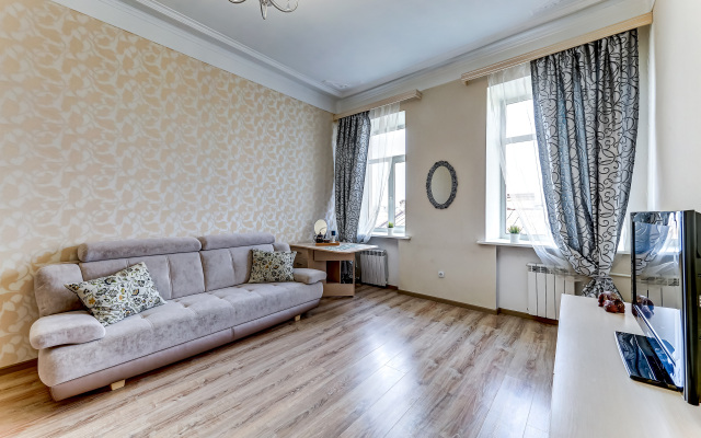 Raiskie Prostory Ligovskogo Apartments