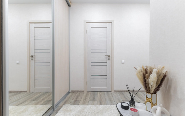 Comfort Home Na Chetaeva 43a Apartments