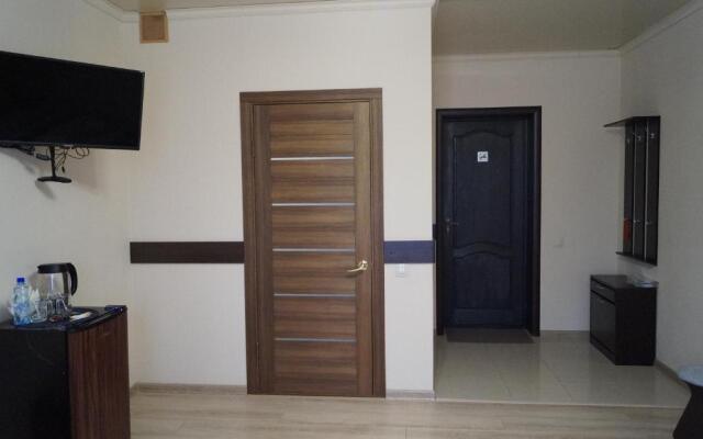 LUX Hotel