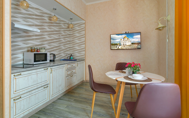 Studio on Arbat Axis.Moscow Arbat Flat