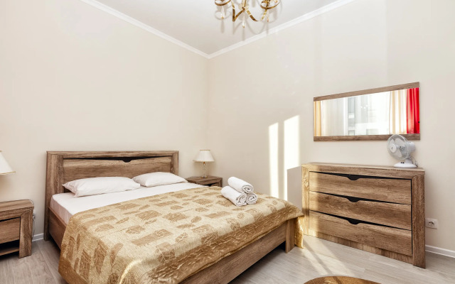 Trekhkomnatnye S Vidom Na Expo Shar Apartments