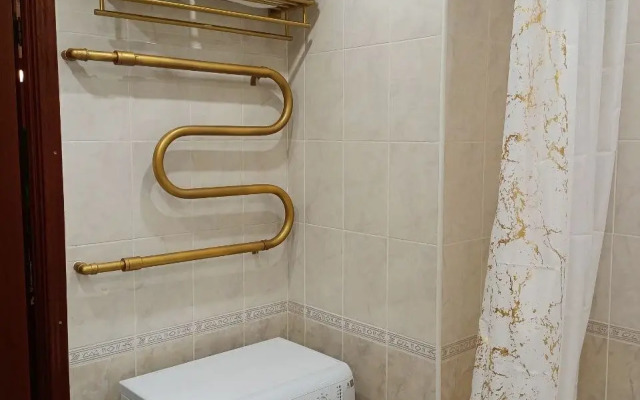 U Yekaterininskogo Dvortsa Flat