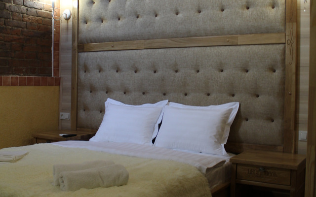 Promenad Hotel