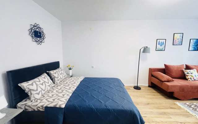 Квартира Двухкомнатная на Озерной