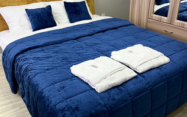 S Potryasayuschim Vidom na Gorod Flat