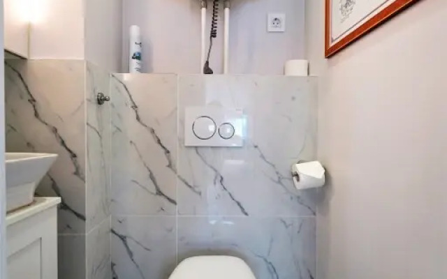 Apartments S Balkonom Morskoy Fasad