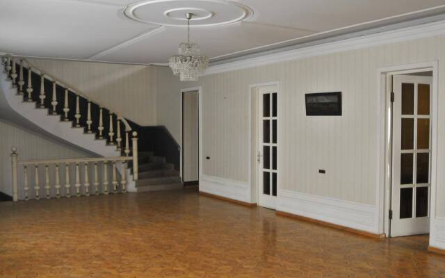 Royal Boutique Hotel on Kievyan Boutique-Hotel