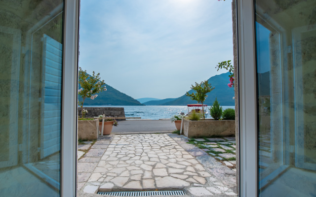 Djurisic Guest House