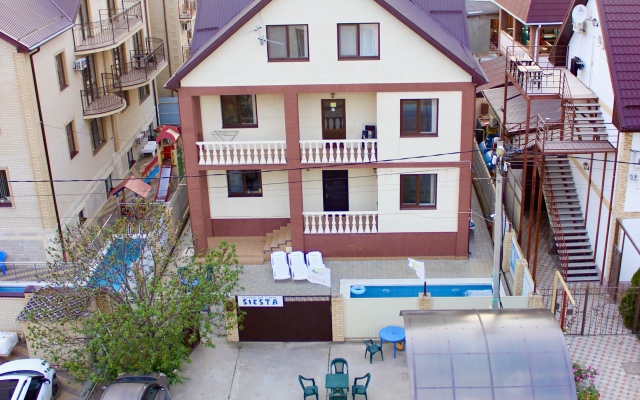 U Morya Siesta Guest house
