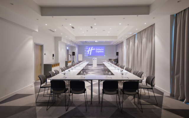 Holiday Inn Express - Yerevan by IHG