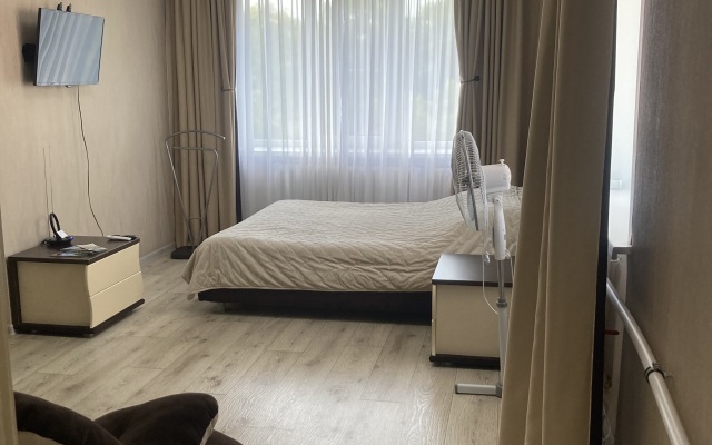 Na Ploschadi Lenina Apartments