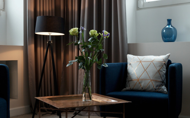 Апартаменты на Большой Морской