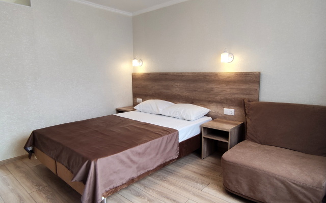 Yuzhny Briz Guest House