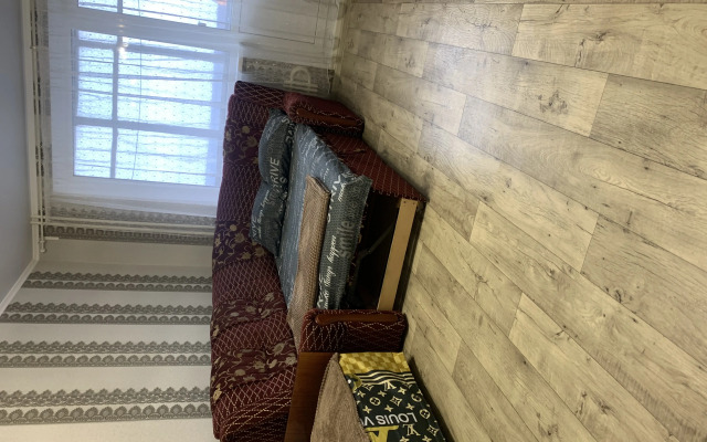 Na Baklanovskom prospekte 97 Flat