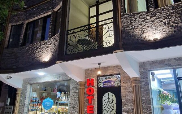 Karakum Batumi Mini-Otel