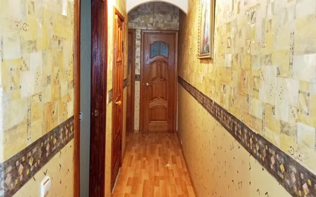 Апартаменты 3-комнатные в центре Минска на Площади Победы