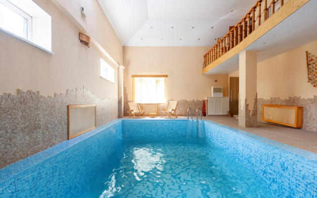 Dom Zvezda 2000 Private house