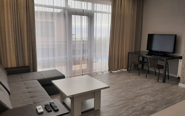 Apartment Crystal I