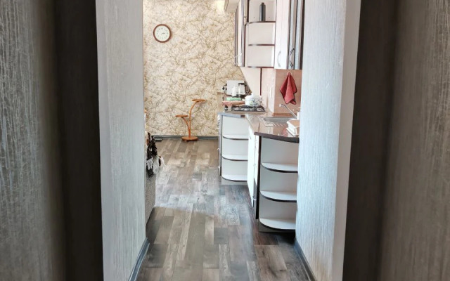 Yevrodvushka V Tsentre Zelenogradska Flat