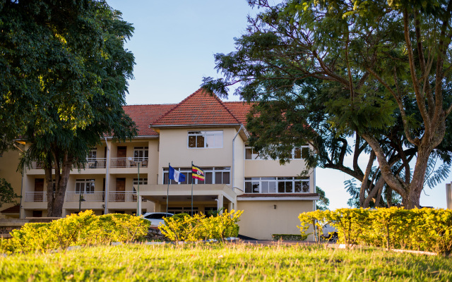 Aggrey  Hotel
