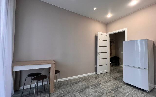 1+ Yuzhny Mkrn Trts Kristall Melnikayte 144/1 Apartments