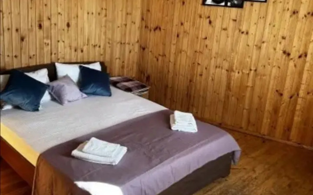 Dezhavyu Guest house