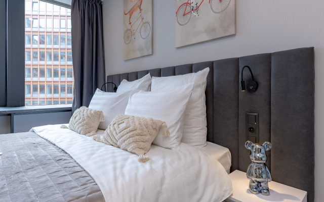 Апартаменты Студия у метро 906