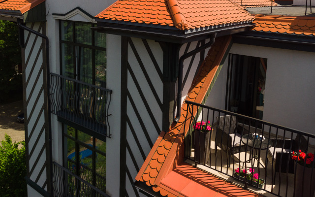 Квартира с башней и терассой