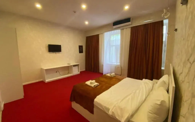 Perron Hotel