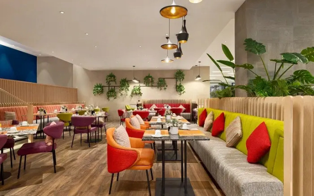 La Quinta by Wyndham Dubai Jumeirah