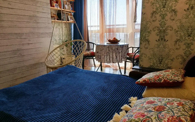 Pihtoviy sad ot akamoz Flat