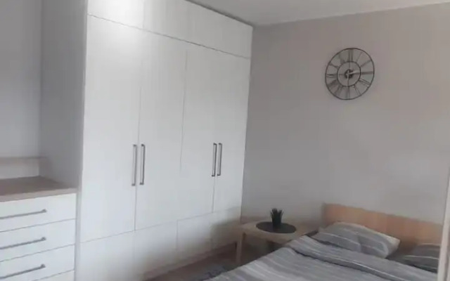 V Samom Tsentre Bresta Flat