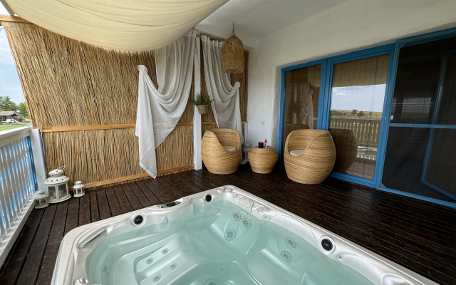 5 Chirpici Hotel