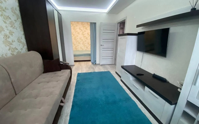 Na Ulitse Rokossovskogo Flat
