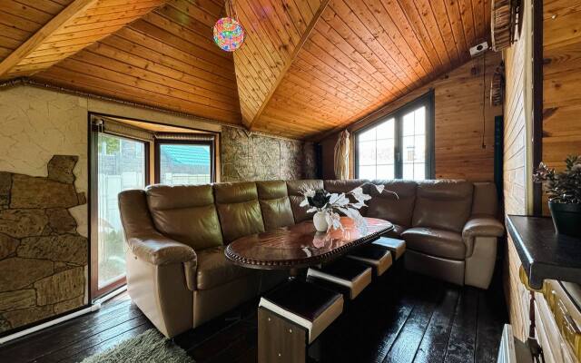 U Reki S Baney V Yelizovo Guest house