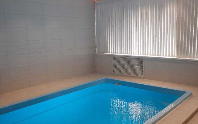 Gostinichnyij Kompleks Petrovskij Hotel