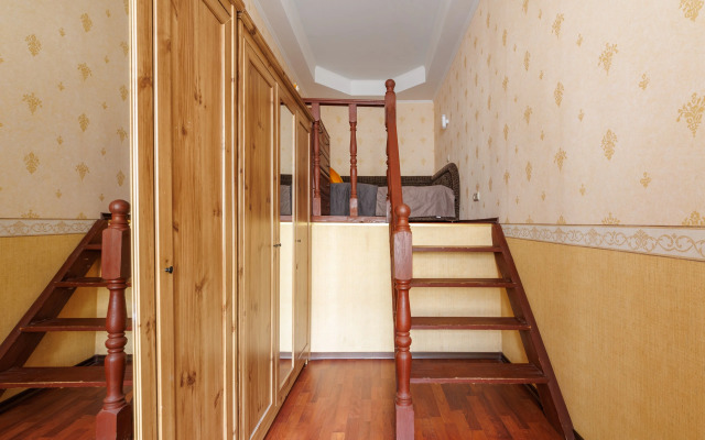 Апартаменты 2 спальни с камином около Банковского мостика