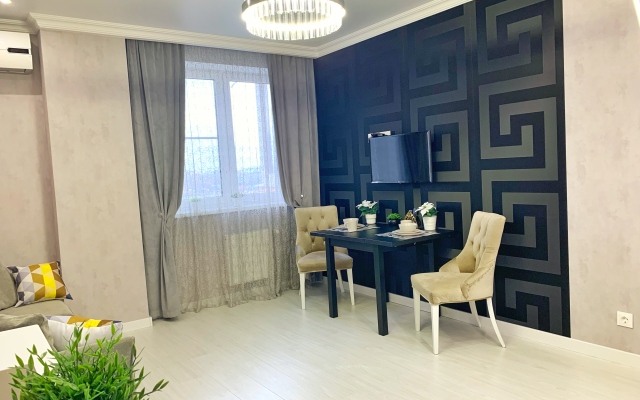 Апартаменты APARTHome Школьная 13/9